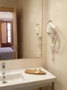 Koupelna v ubytování Casa da Baixa by PURUS + 37 fotografií