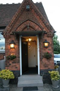 The building where the guesthouse is located 