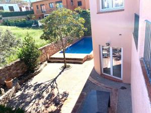 Bazén v ubytování Villa Begur - Sa Fontansa nebo v jeho okolí