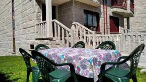 Imagen de la galería de Chalet Adosado Allariz, en Allariz