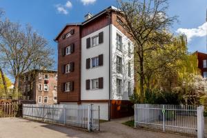 Budova, v ktorej sa apartmán nachádza