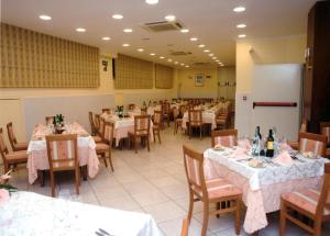 Restaurace v ubytování Hotel Orizzonte