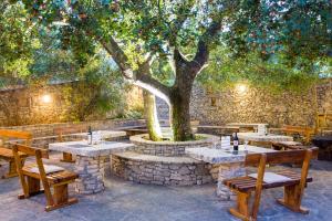 Bilde i galleriet til Nono Ban Hotel & Villa i Gornji Humac