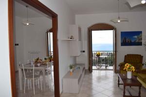 Prostor za sedenje u objektu ACHILLE HOME B&B SORRENTO