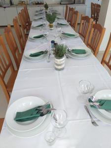 Reštaurácia alebo iné gastronomické zariadenie v ubytovaní Villa Rigo Panzió