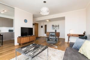 TV a/nebo společenská místnost v ubytování Viru Väljak Lux Apartment