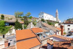 Foto de la galería de Little Tower With Terrace by Locap Group en Piran