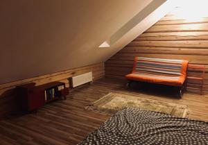 Postel nebo postele na pokoji v ubytování Room in a Scandinavian Style House
