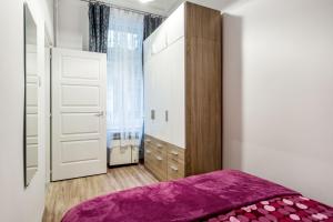 Postel nebo postele na pokoji v ubytování Quiet nest in the bustling centre of Budapest