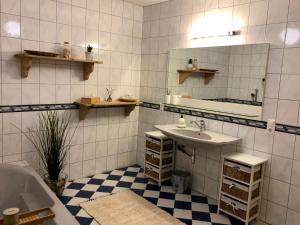 Kúpeľňa v ubytovaní Ferienwohnung Fam.Stuchlik + 23 fotografií