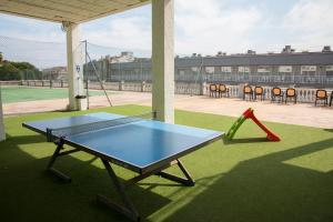 Stolní tenis v ubytování Hotel - Bungalows Don Juan Tossa nebo okolí