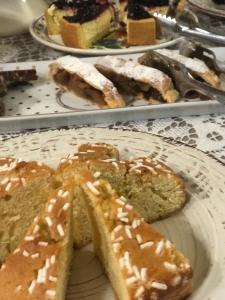 Jedlo v ubytovaní bed & breakfast alebo blízkom okolí