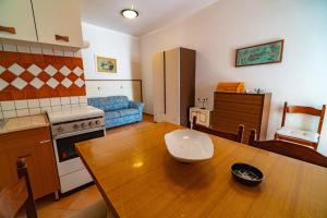 Kuchyň nebo kuchyňský kout v ubytování Casa le ripe 39-41 + 46 fotografií