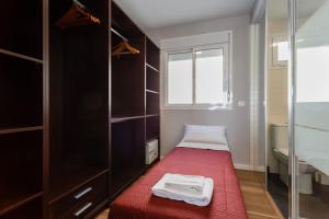 Łóżko lub łóżka w pokoju w obiekcie ALTAMAR Sunny Home by Cadiz4Rentals