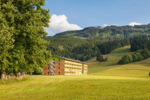 Galeriebild der Unterkunft Explorer Hotel Neuschwanstein in Nesselwang