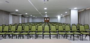 Área de negócios e/ou sala de conferências em Nord Luxxor Cabo Branco mais 37 fotos