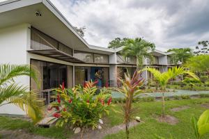 Garður fyrir utan Hotel Secreto La Fortuna