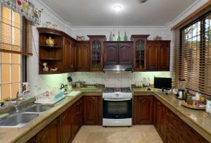 Gallery image of Cesar's House Guayaquil Home Rental in Guayaquil