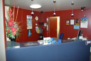 an office with a reception desk with a counter top at Abbots Hamilton – Hotel and Conference Centre in Hamilton