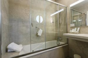 Kúpeľňa v ubytovaní Hotel Comfort Dauro 2