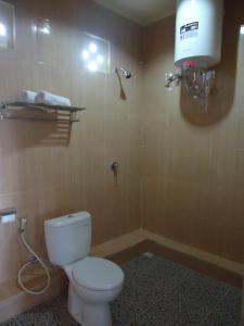 Koupelna v ubytování Putu Guest House 2