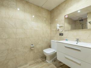 Gallery image of Hotel Casa Mar&iacute;n in Revolta