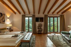 Posedenie v ubytovaní Finca Cabrita
