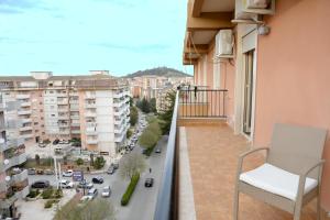 En balkon eller terrasse på LUSSUOSAMENTE Luxury B&B