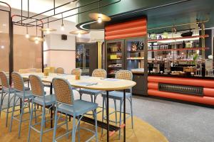 ibis Styles Jakarta Tanah Abang酒廊或酒吧区