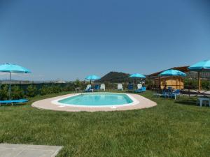 マルシリアナにあるCasale Fattoria Benarisのギャラリーの写真