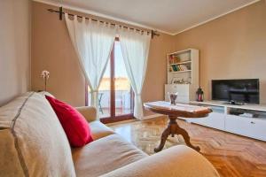 TV a/nebo společenská místnost v ubytování Apartman Turk