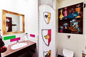 Ein Badezimmer in der Unterkunft LEGOLAND Castle Hotel