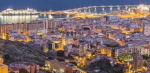 Nespecifikovaný výhled na destinaci Santa Cruz de Tenerife nebo výhled na město při pohledu z apartmánu