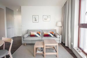 Posedenie v ubytovaní EGH Waterlane Island Apartment + 10 fotografií