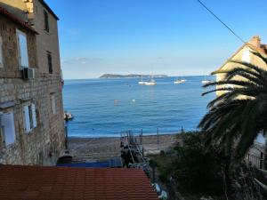 Üldine merevaade või majutusasutusest Apartments Picasso Komiza pildistatud vaade