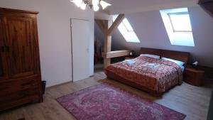 Postel nebo postele na pokoji v ubytování Enjoy Inn