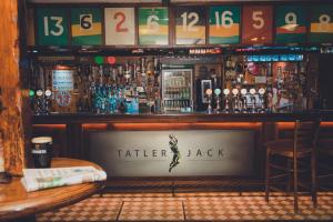 El lounge o bar de Tatler Jack