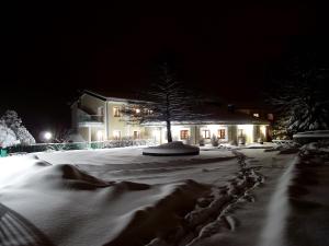 Hotel Paradiso talvel