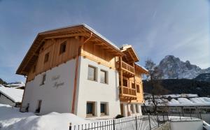 Nespecifikovaný výhled na hory nebo výhled na hory při pohledu z apartmánu