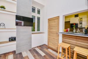 Kuchyňa alebo kuchynka v ubytovaní Heart Apartment with FREE Private Parking