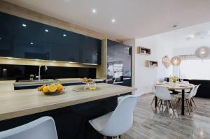Fotografie z fotogalerie ubytování Apartment in Okrug Gornji with Terrace, Air condition, WIFI, Washing machine (4736-1) v Trogiru