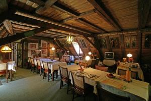 En restaurant eller et spisested på Hotel zum Riesen - älteste Fürstenherberge Deutschlands