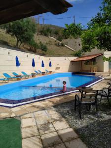 The swimming pool at or close to Sfinias Apartments