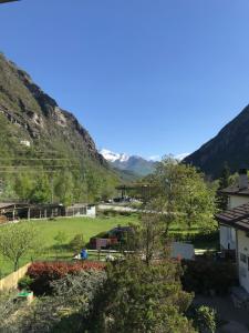 a view of a valley with mountains in the background at B&B da Giorgia in Crodo