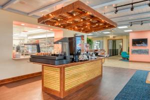 Galeriebild der Unterkunft Ramada Plaza by Wyndham Nags Head Oceanfront in Kill Devil Hills
