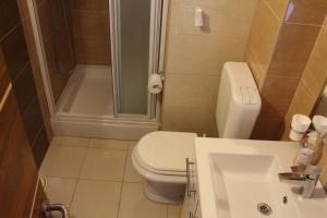 Koupelna v ubytování Apartment Zoranica Novalja + 9 fotografií