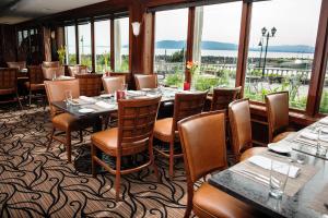 Restaurace v ubytování Hotel Bellwether on Bellingham Bay