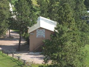 Gallery image of Black Hills Cabins at Quail's Crossing in Hill City