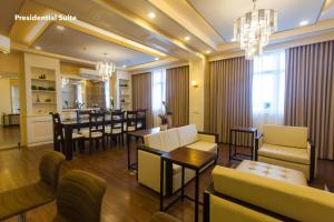 Iloilo Gateway Hotel and Suites的休息区