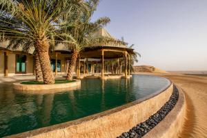 Bazén v ubytování Telal Resort Al Ain nebo v jeho okolí